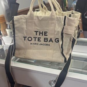 Marc Jacobs Beige Tote with Black Details